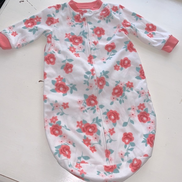 Carters baby girl sleep sack 0-9months - Picture 2 of 4